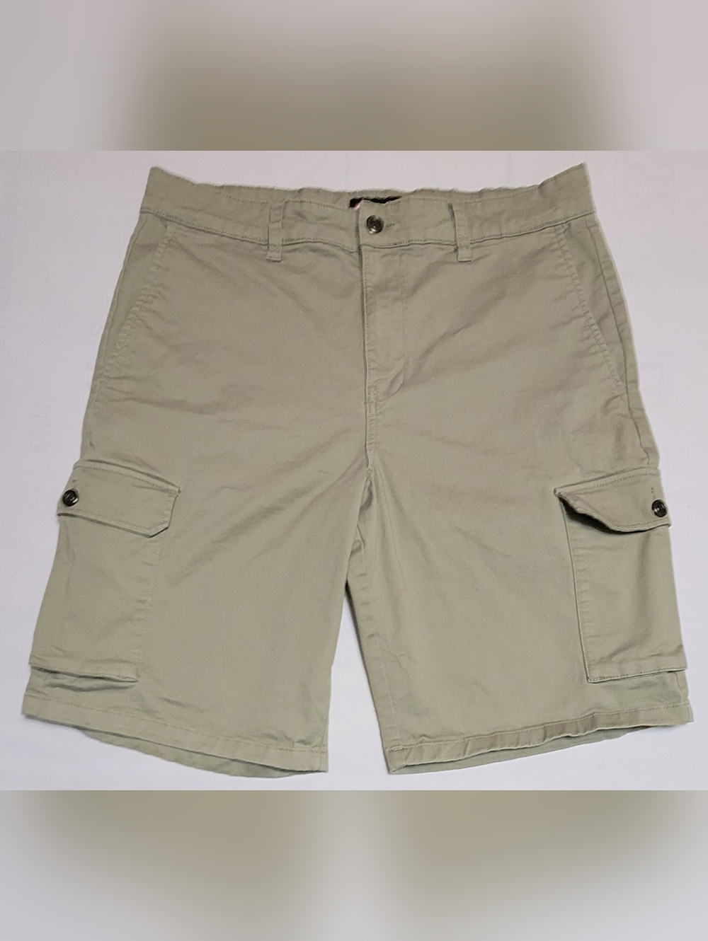 Airwalk Men’s Cargo Shorts Size 36 Pale Sage Green Cotton Elastane Pockets